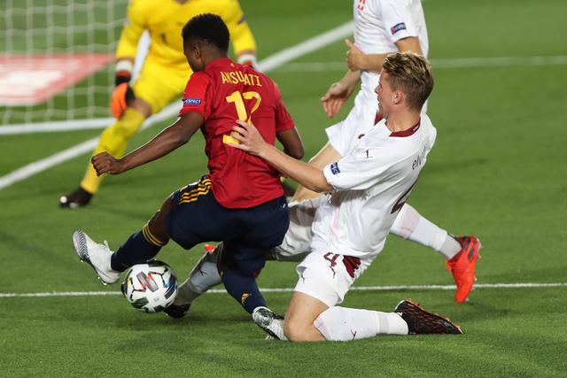 希尔德7三分砍27分库里20分 勇士大胜爵士41分